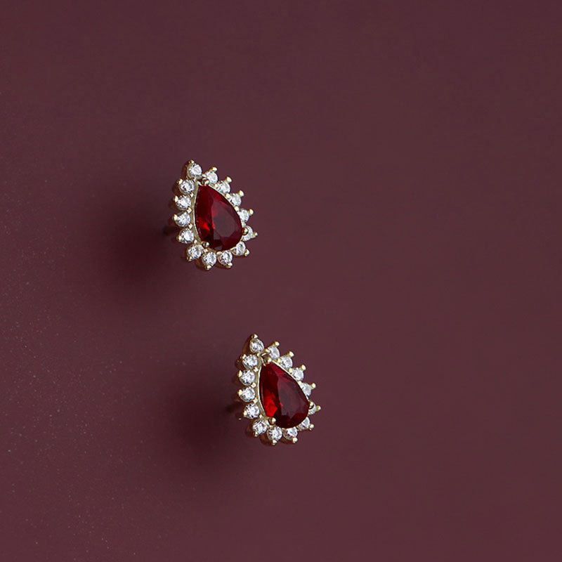 SONIA Stud Earrings