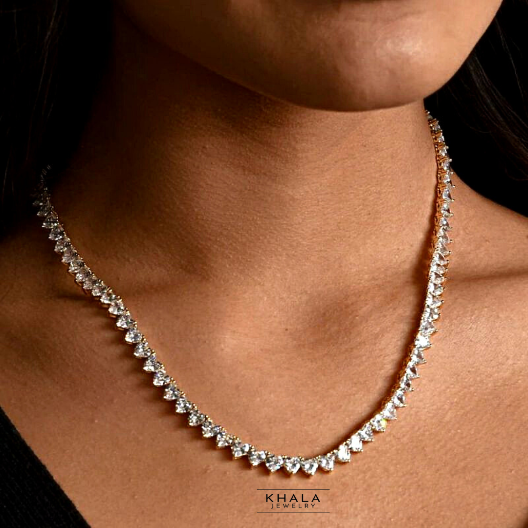 DIVINA Eternity Heart Necklace